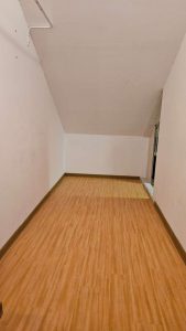 begehbarer Kleiderschrank